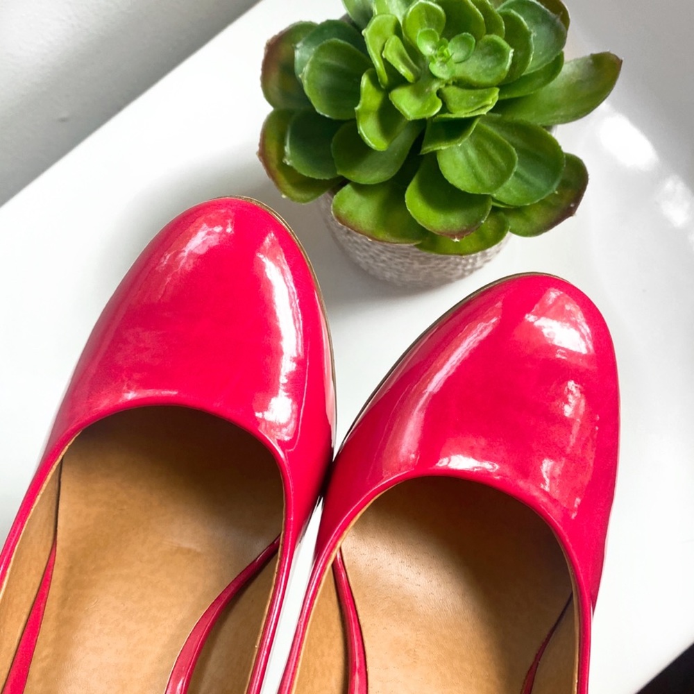 💕 GRACELAND HOT PINK FAUX LEATHER GLOSSY ROUND TOE HIGH HEELS! - Picture 2 of 8